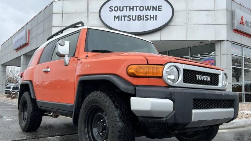 TOYOTA FJ CRUISER 2013 JTEBU4BF1DK170346 image